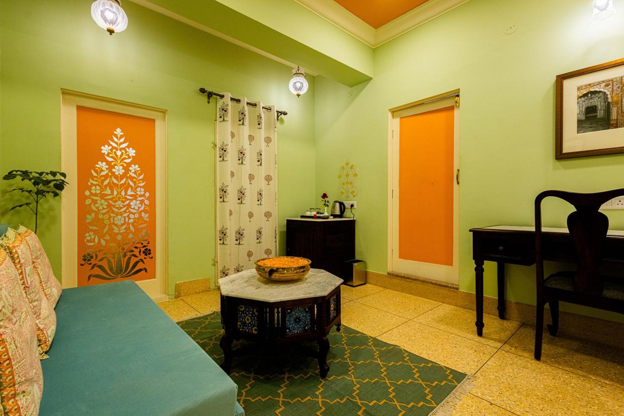 Sheel Mahal- Near Hawa Mahal Hotel ชัยปุระ ภายนอก รูปภาพ