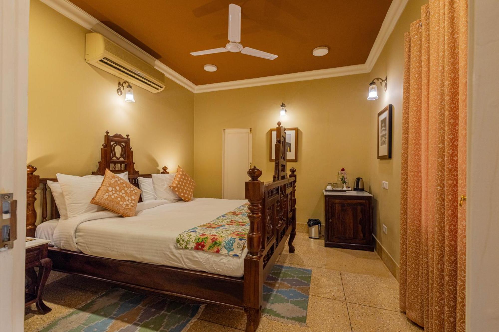 Sheel Mahal- Near Hawa Mahal Hotel ชัยปุระ ภายนอก รูปภาพ