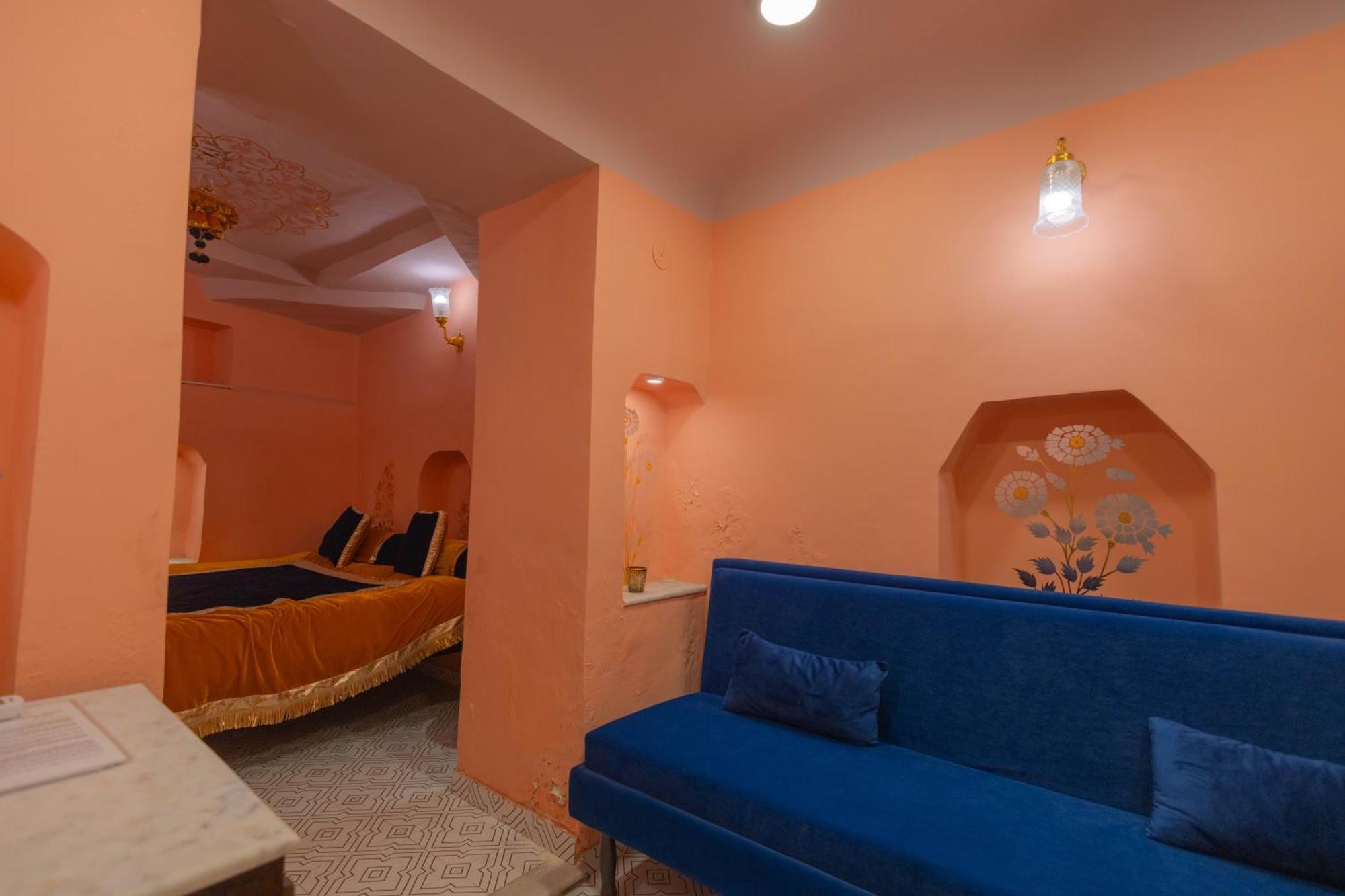 Sheel Mahal- Near Hawa Mahal Hotel ชัยปุระ ภายนอก รูปภาพ